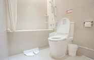 In-room Bathroom 7 V Residence Hotel and Serviced Apartment