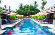 Kolam Renang 3 The Florist Resort