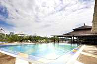 Swimming Pool Grand Margherita Hotel