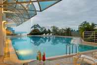 Swimming Pool Puteri Wing, Riverside Majestic Hotel