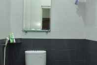 Toilet Kamar Surya Darma Homestay