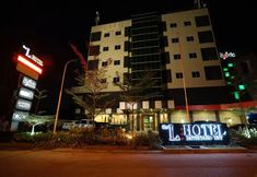 Exterior 2 The L Hotel