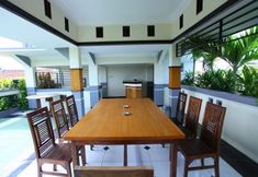 Restaurant 3 Hotel Mataram Baru