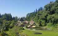 Kolam Renang 6 Villa Naisha Lembang