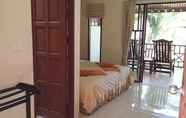 Kamar Tidur 5 Rattana Guesthouse & Bungalow