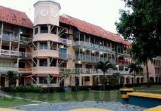 外観 3 Kondominium Pantai Carita Utara