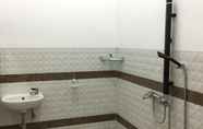 Toilet Kamar 7 Hotel Ratna Tuban