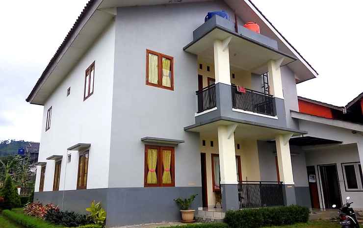 Villa Rasberry Garden Lembang - Villa 6 Bedroom
