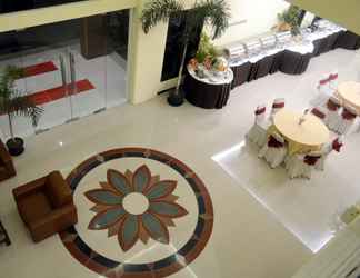 Lobby 2 Hotel Grand Mahkota Lamongan