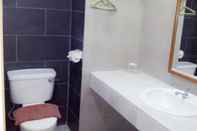 Toilet Kamar WW Hotel KL