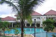Swimming Pool The Residence Dian Istana