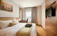 Kamar Tidur 2 Grand Serela Yogyakarta by KAGUM Hotels