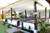 Bar, Cafe and Lounge Villa Enggal Lembang