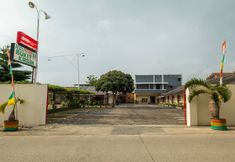 Exterior 4 OYO 2900 New Bukit Kasih