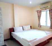 Kamar Tidur 5 S Vittayakorn Apartment