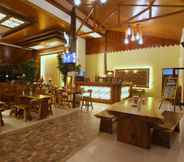 Bar, Kafe, dan Lounge 7 Sindang Reret Cikole