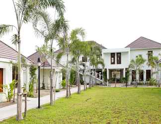 Exterior 2 Nantra Coco Beach