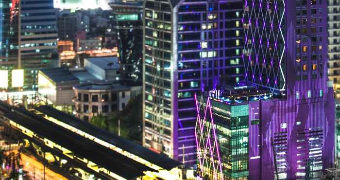 ภายนอกอาคาร Mode Sathorn Hotel (SHA Extra Plus)