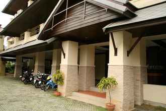 Exterior 4 Marina Beach Resort