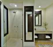 Toilet Kamar 5 Bhu Nga Thani Resort & Villas Railay