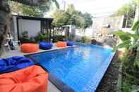 Swimming Pool Baan Rawee Apartment