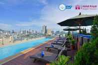 สระว่ายน้ำ Hotel Royal Bangkok @ Chinatown (SHA Plus+)