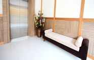 Lobi 4 Prom Ratchada Residence & Spa