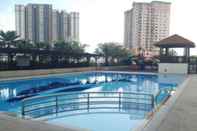 Swimming Pool Duta Hotel & Residence