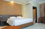 Bilik Tidur 4 Sylvia Hotel Budget