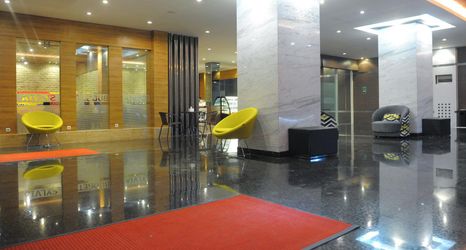 Lobby 2 Sylvia Hotel Budget