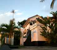 Bangunan 3 Villa Buah