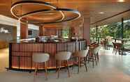 Bar, Kafe dan Lounge 4 Royal Tulip Gunung Geulis Resort and Golf