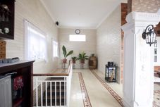 Lobi Villa Huis Van Gustafine 2