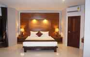 Bedroom 7 Lanta Intanin Resort