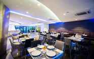 Restoran 7 Blue Boat Design Hotel