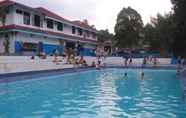 Swimming Pool 5 Rindu Sempadan Karina Deluxe