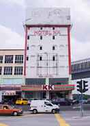 EXTERIOR_BUILDING SUPER OYO Swing & Pillows Kajang Hotel  Near Stadium Kajang Station