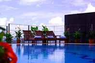 Swimming Pool StayInn Gateway Hotel Apartment