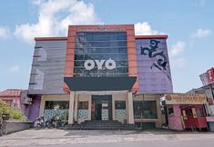 外観 3 OYO 1367 Damon Butik Hotel