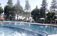 Swimming Pool 5 Villa Puncak Trawas Family