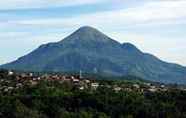 วิวและสถานที่ท่องเที่ยวใกล้เคียง 4 Villa Puncak Trawas Family