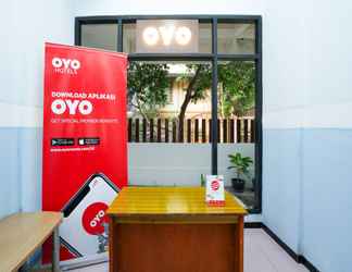 Lobi 2 OYO 662 Miracle Homestay Syariah