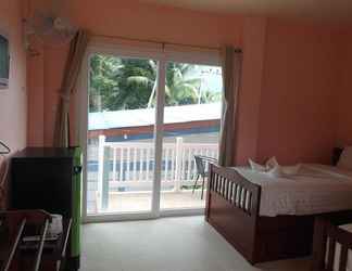 Kamar Tidur 2 Moon Travel Guesthouse