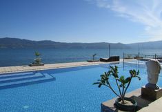 Swimming Pool 6 Mas Cottages