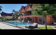 Bangunan 2 Mas Cottages