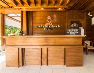 Lobby 2 Lanta Nice Beach Resort