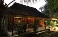 Luar Bangunan 4 Homestay Tembi