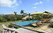 Kolam Renang 2 Puri Taman Sari Resort