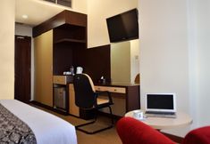 Phòng ngủ 3 UNY Hotel