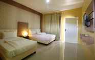 Bedroom 2 Taman Sari Hotel 